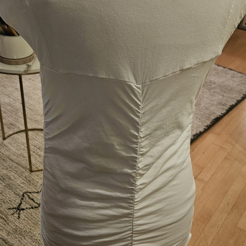Express White Cap Sleeve Rouched Detail Women's Top Size M Flattering - Picture 5 of 8